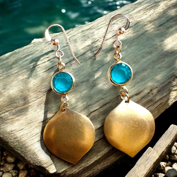 Vintage Crystal Turquoise Drop Earrings - Picture 5 of 5